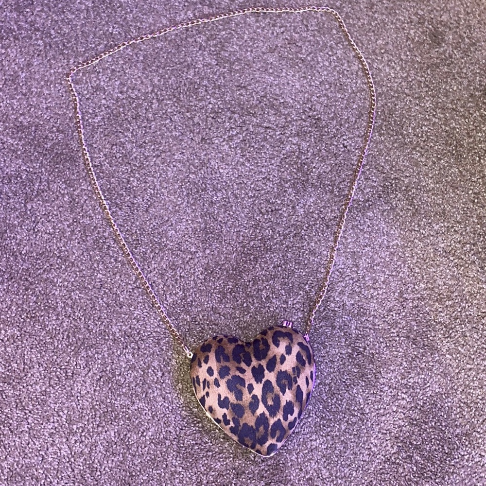 Across body or shoulder purse